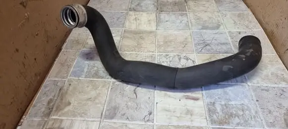 Mercedes-Benz E W211 Engine coolant pipe/hose A2115010982