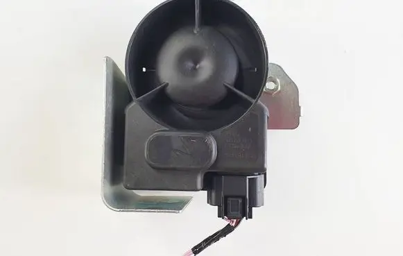 Infiniti M Y51 Alarm system siren 