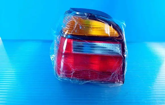 Volkswagen Golf III Rear/tail lights 1H6945257