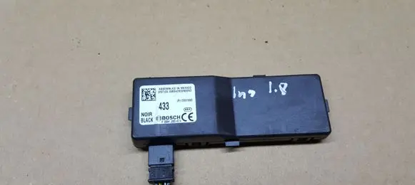 Opel Insignia A Door central lock control unit/module 13501980 DL19804Z832900V2 F00HJ00471
