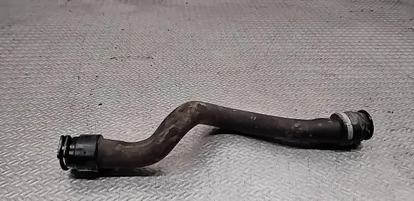 Peugeot 208 I Engine coolant pipe/hose 