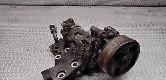 Nissan Tiida C11 Water pump 