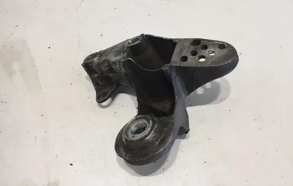 Volkswagen PASSAT B5.5 Engine mounting bracket 4B0199351B