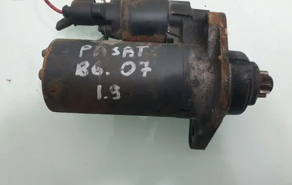 Volkswagen PASSAT B6 Starter motor 02Z911023FX