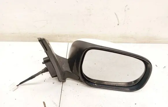 Toyota RAV 4 (XA30) Front door electric wing mirror 8385