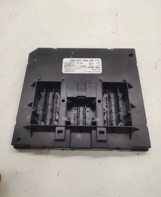 Volkswagen PASSAT B8 Comfort/convenience module 5Q0937086AK