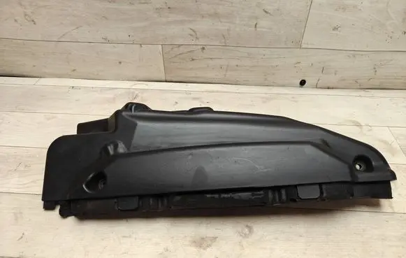 BMW 5 E60 E61 Engine cover (trim) 7788918 14011810