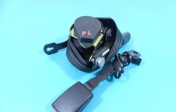 Audi A8 S8 D2 4D Front seatbelt 4D0857833D IMPRK1332623