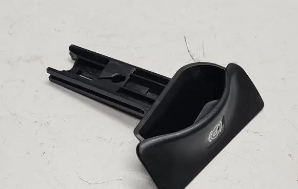 Mercedes-Benz CLS C219 Hand brake release handle 2194270120