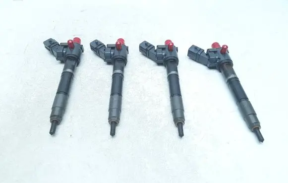 Volvo V60 Fuel injectors set 31405404