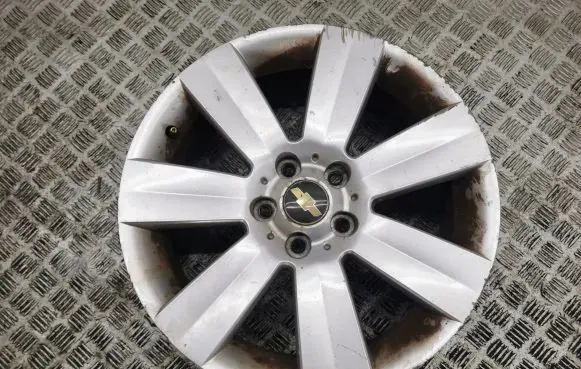 Chevrolet Captiva R18 alloy rim 