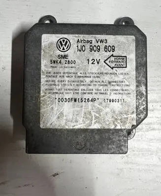 Volkswagen Golf IV Airbag control unit/module 1J0909609 17990311 5WK42800