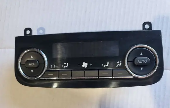 Maserati Levante Climate control/heater control trim 670134469