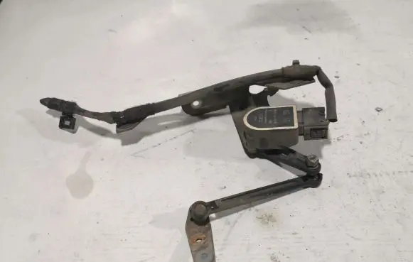 Mercedes-Benz C W204 Air suspension front height level sensor A0045429918
