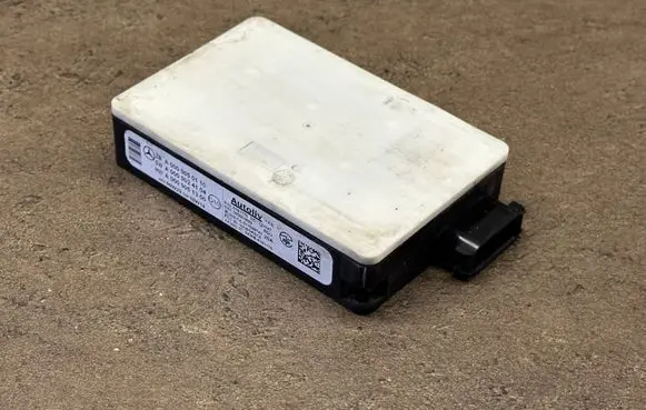 Mercedes-Benz C W205 Blind spot module A0009050110 A0009024104 A0009051300