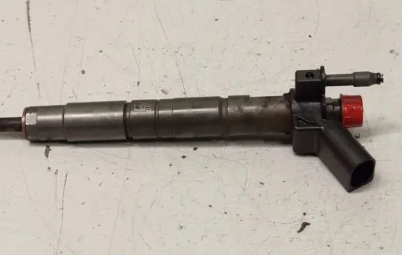 BMW 5 GT F07 Fuel injector 7823461 782346101 0445117030