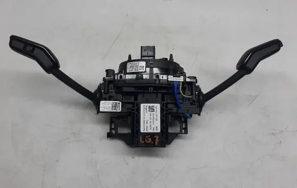 Volkswagen Golf VIII Headlight wiper switch 5Q1953507GB