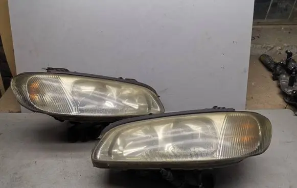 Opel Omega B2 Headlights/headlamps set 90565801 90565802