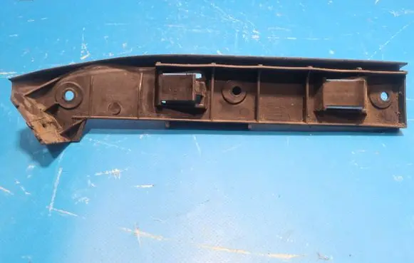 Volkswagen Golf IV Front bumper corner part panel trim 1J0807184A
