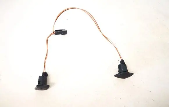 Opel Astra G Steering wheel buttons/switches 17900409