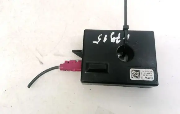 Antenna control unit