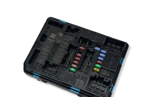 Mercedes-Benz Citan II W420 Fuse module 284B66911R