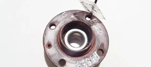Volkswagen Polo III 6N 6N2 6NF Rear wheel hub