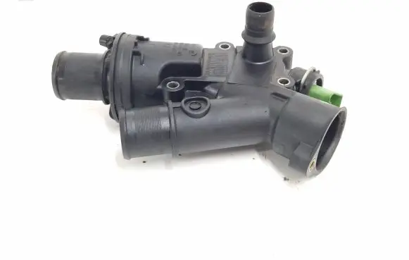 Thermostat/thermostat housing