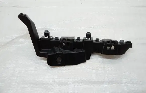 Renault Kadjar Front bumper mounting bracket 622232473R