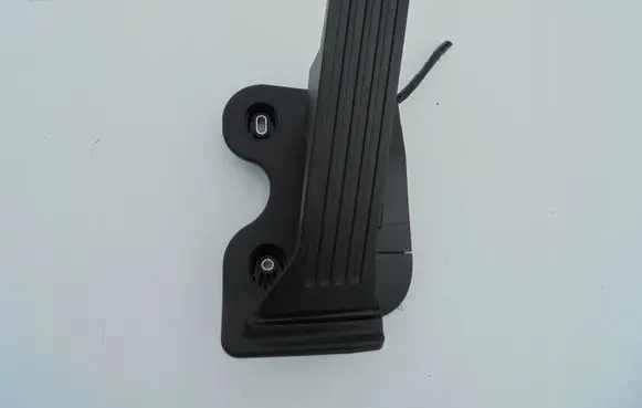 Mazda 3 II Accelerator throttle pedal 6PV312041