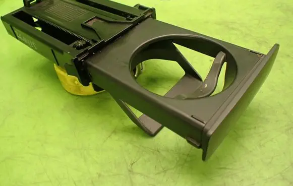 Renault Laguna III Cup holder