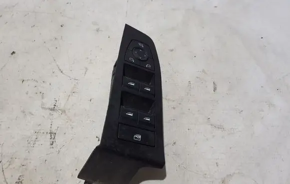 BMW i5 G60 Electric window control switch 5A7CB16