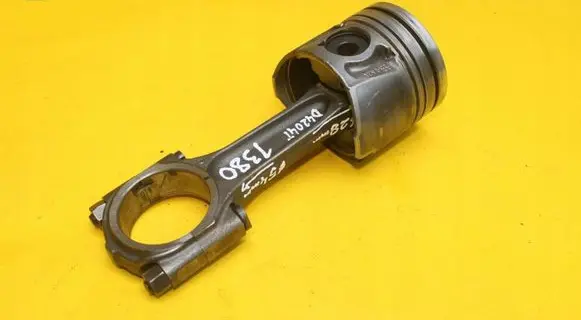 Ford Mondeo MK IV Piston with connecting rod