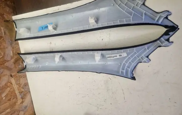 BMW X5 F15 (A) pillar trim 51437284710 15671812 0028271