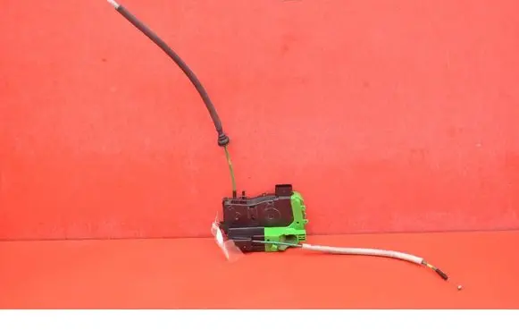 Hyundai i40 Rear door lock 814103Z000