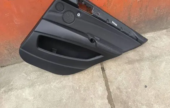 BMW X5M E70 Rear door card panel trim 70P4226