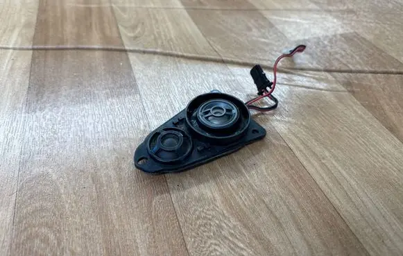Volkswagen Multivan T5 Panel speaker 7H0035411D