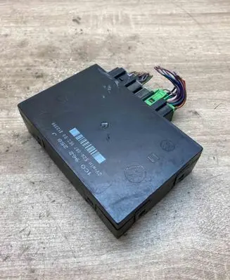 Volkswagen PASSAT B5.5 Comfort/convenience module 1C0962258J 5ZA00795550