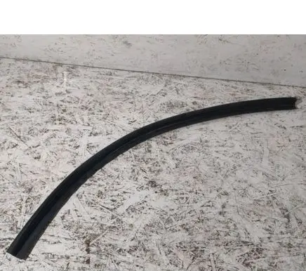 Audi Q5 SQ5 8R Engine compartment rubber 8R0823723