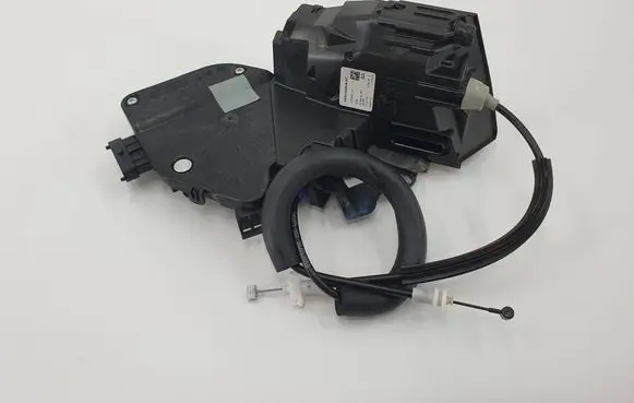 Jaguar F-Pace Front door lock HK83203A28AC