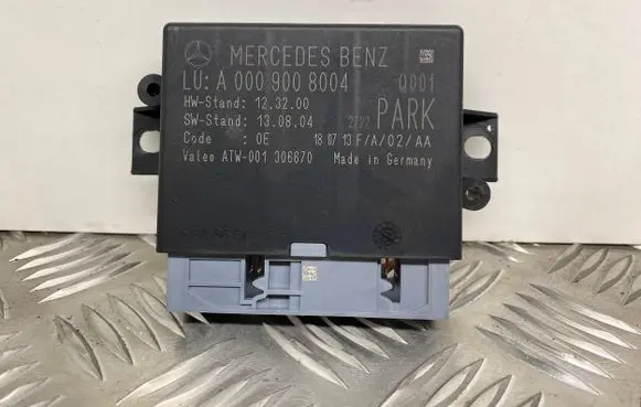 Mercedes-Benz E W212 Parking PDC control unit/module A0009008004