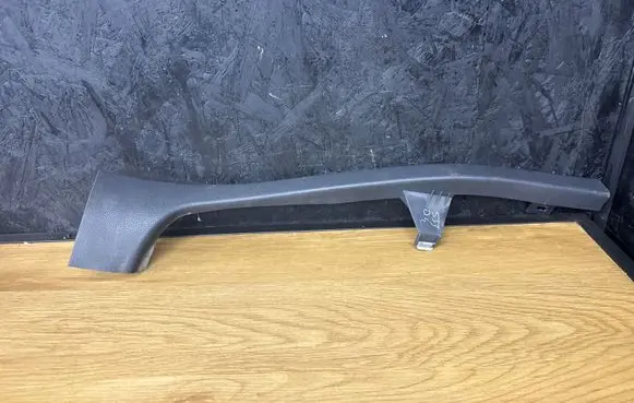 Volkswagen Golf V Rear seat side bottom trim 1K9867766