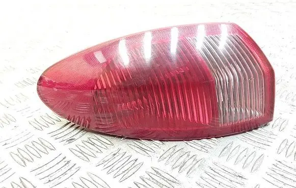 Alfa Romeo 147 Rear/tail lights 46556349