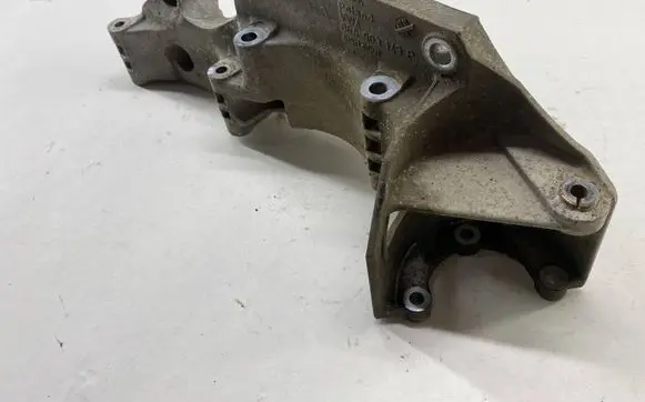 Volkswagen Bora Generator/alternator bracket 06A903373P