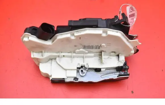 Front door lock