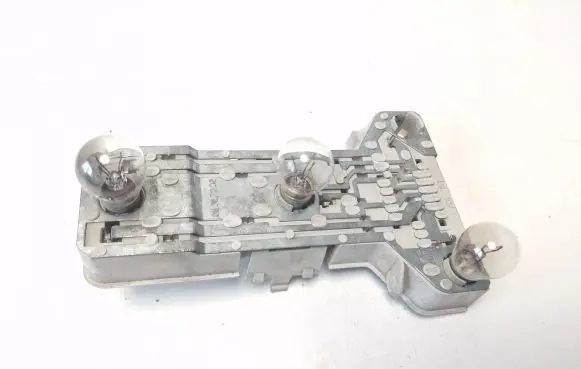Volkswagen PASSAT B5 Tail light bulb cover holder 3B5945257