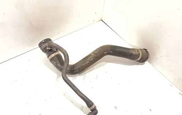 BMW 5 E60 E61 Engine coolant pipe/hose 7799747