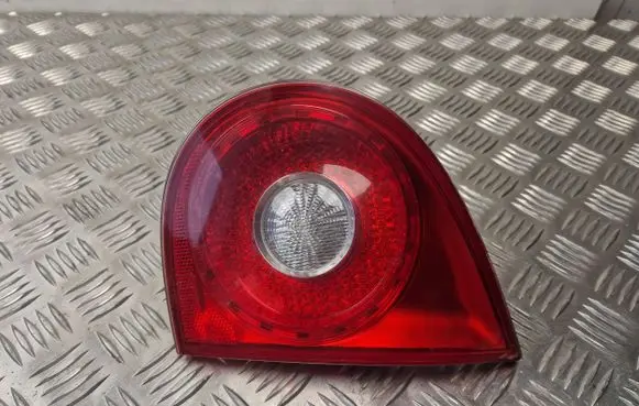 Volkswagen Golf V Tailgate rear/tail lights 1K6945094G