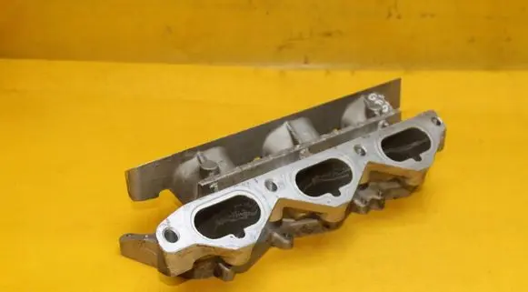 KIA Optima Exhaust manifold