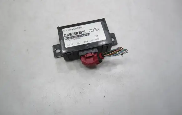 Audi A6 S6 C5 4B Alarm control unit/module 4D0951173D